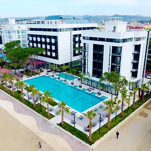 https://royal-g-max.albaniahotels.org